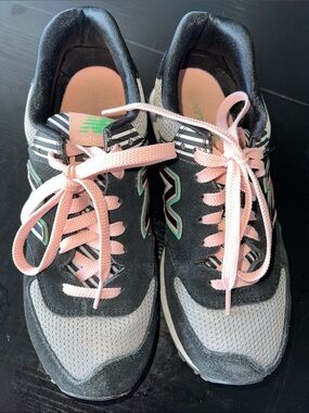 New Balance Women's Black, Gray & Pink Athletic Sneakers